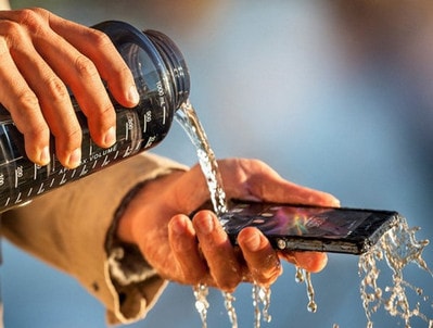 Mẹo sử dụng Smartphone Android, iPhone trong những ngày nắng nóng